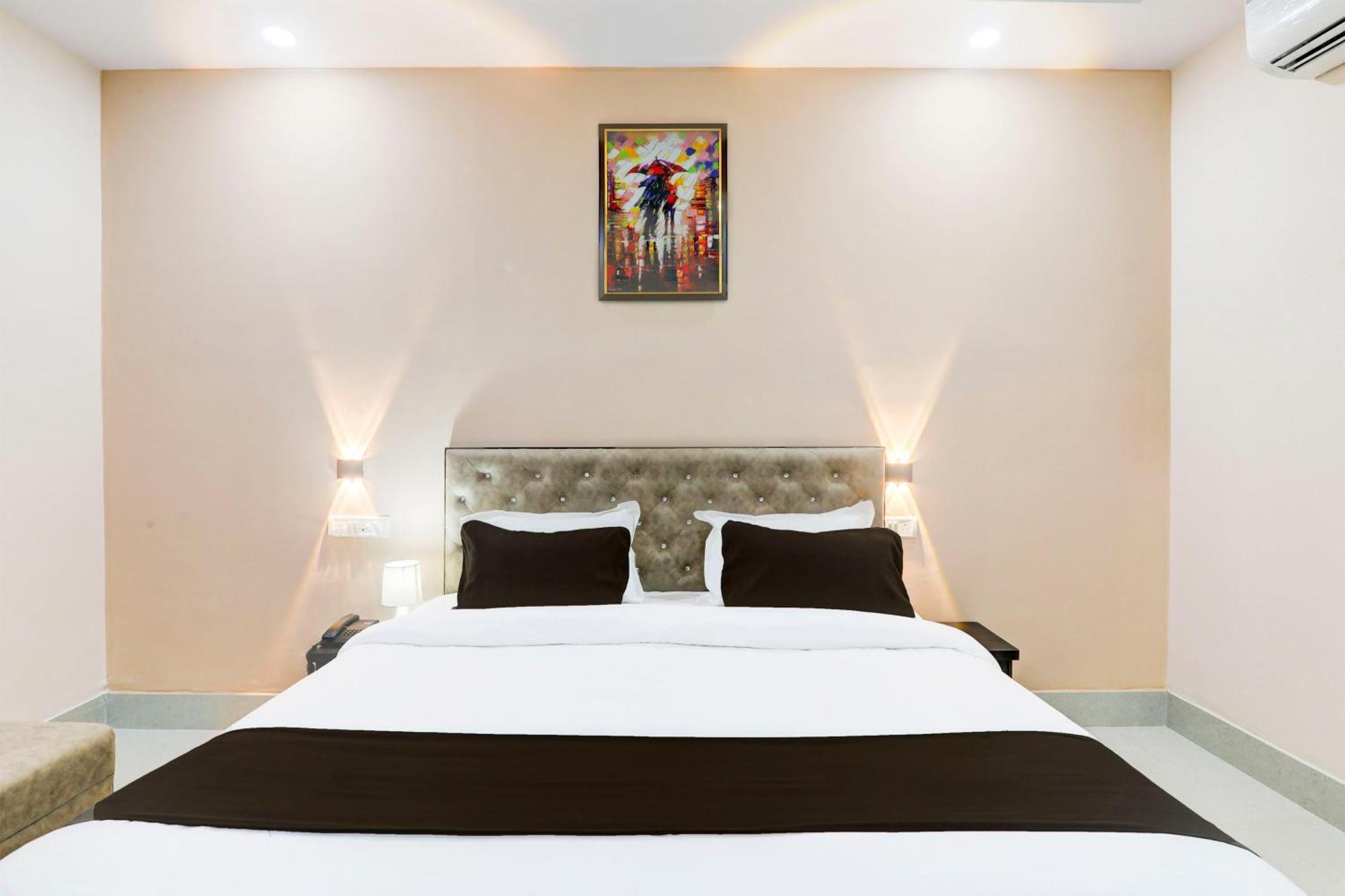 Отель Super Townhouse Gls International Лакхнау Экстерьер фото