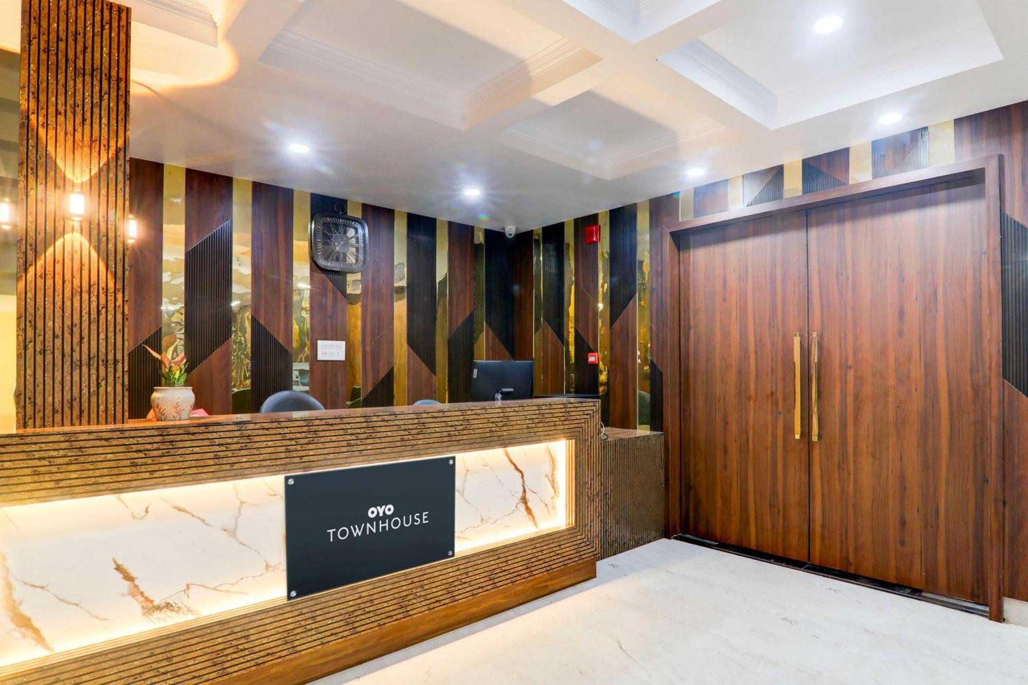 Отель Super Townhouse Gls International Лакхнау Экстерьер фото