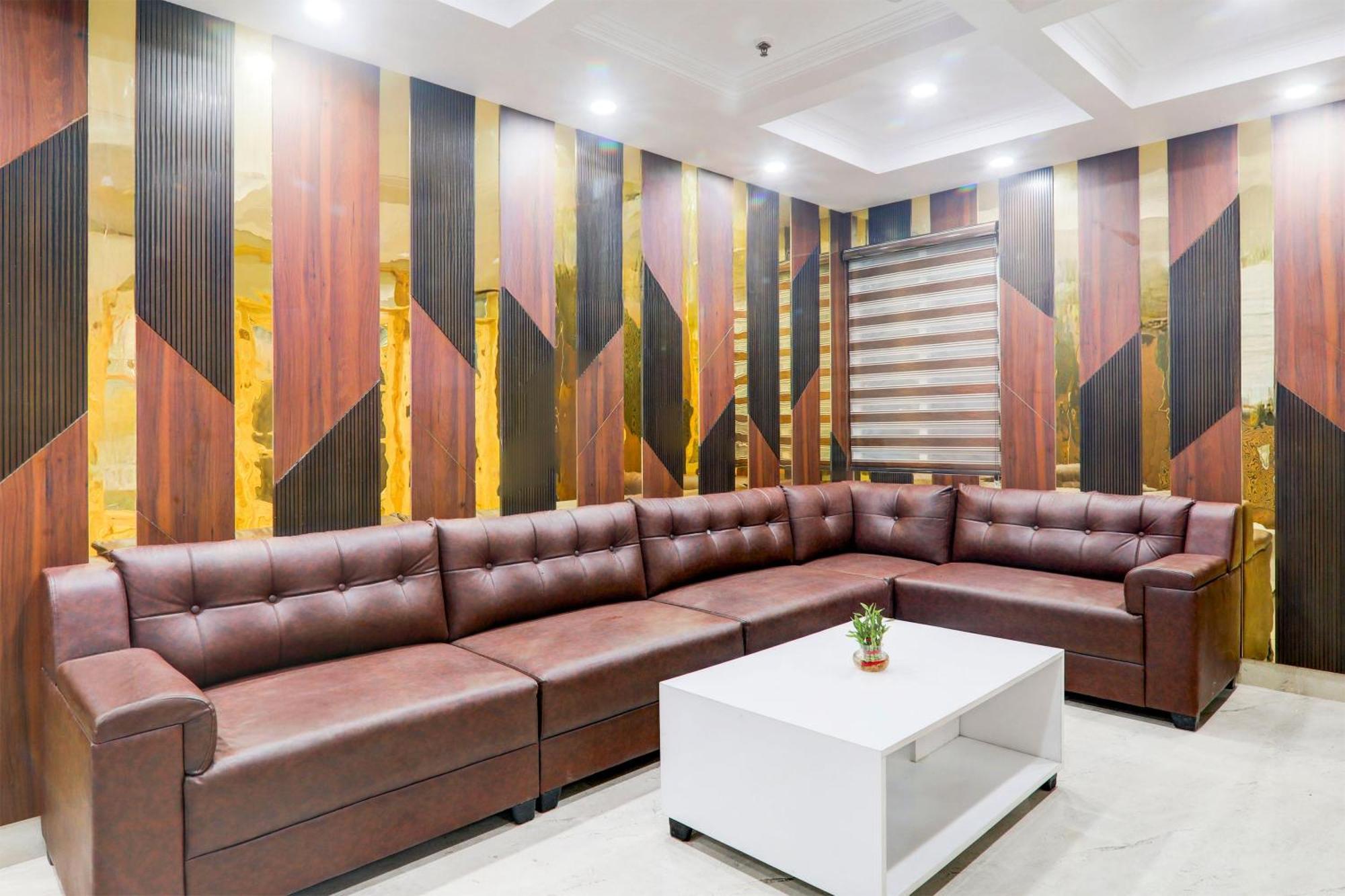 Отель Super Townhouse Gls International Лакхнау Экстерьер фото